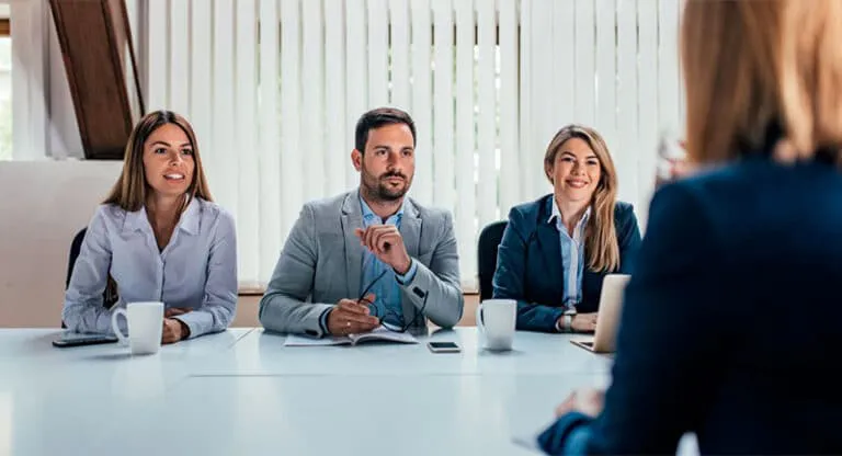 seleccion-entrevista-trabajo-equipo-768x416