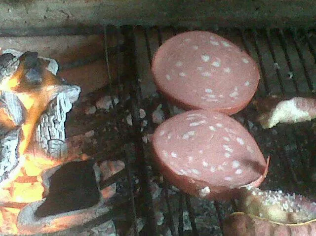 BlHM0b8IMAAvv7N.jpg_large