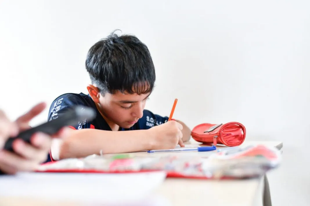 photo_5006229982506233361_y-1068x712