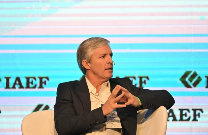 695527fb4cde3_798_518!