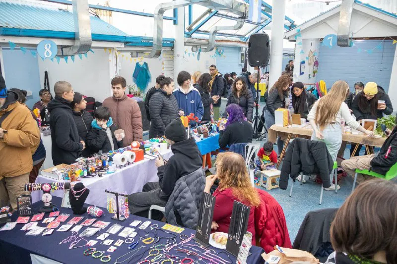 photo_5111981667999484872_x