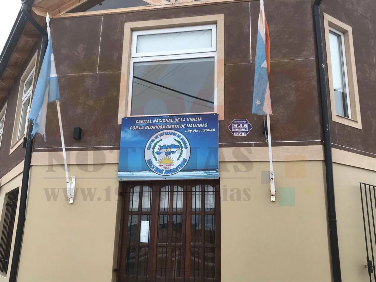 multimedia.normal.bbdfcd7ee661a7f1.43656e74726f206465205665746572616e6f73206465204d616c76696e61735f6e6f726d616c2e6a7067