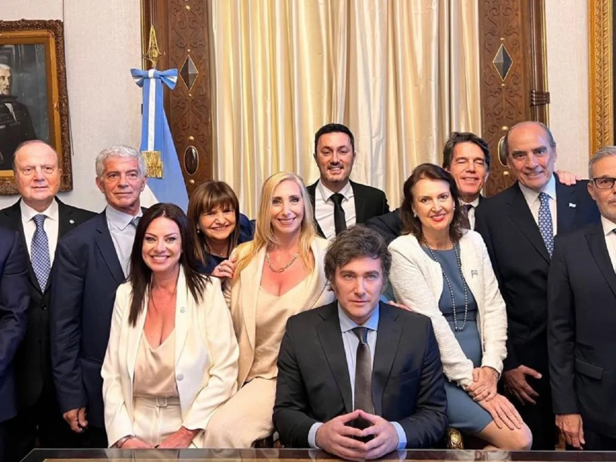 gabinete_1.jpg_530079777