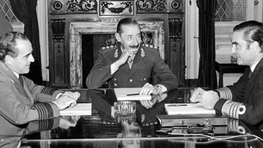 gobierno-militar-1616863