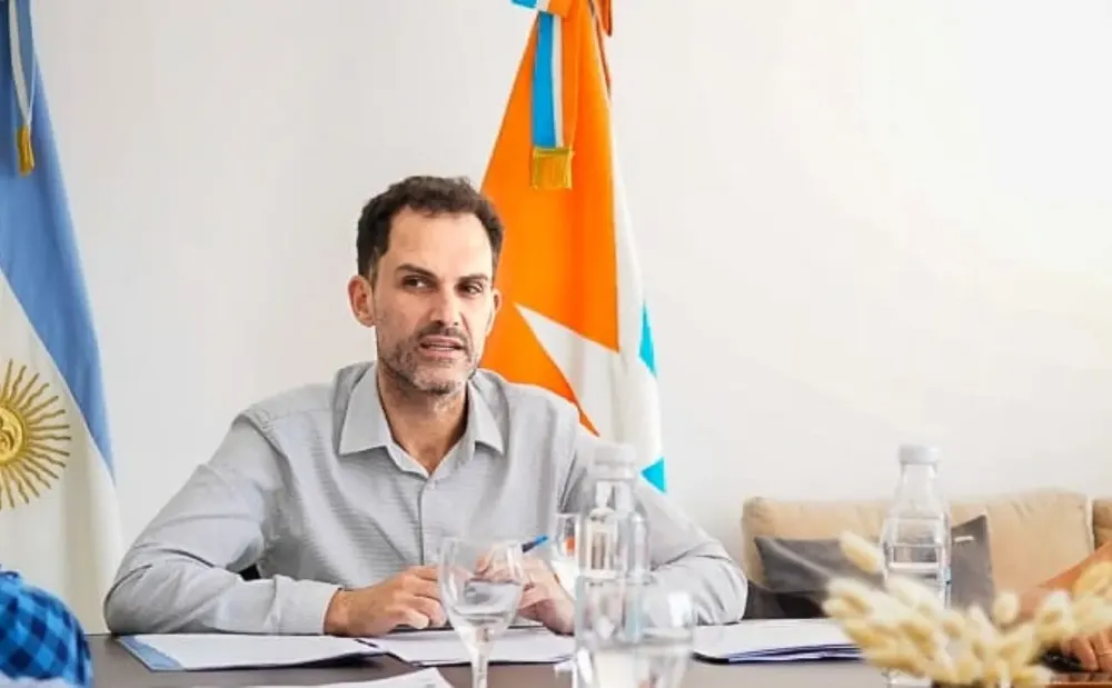 multimedia.grande.805f80844f49b08d.RnJhbmNpc2NvIERldml0YV9ncmFuZGUud2VicA==