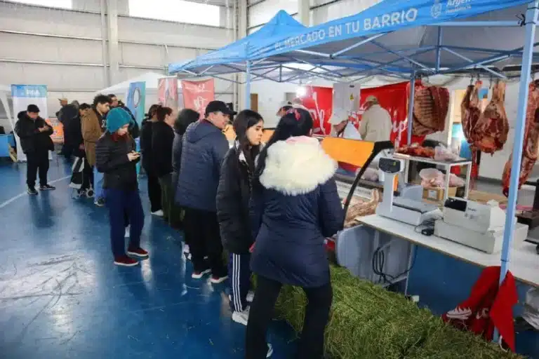 el-mercado-en-tu-barrio-768x512
