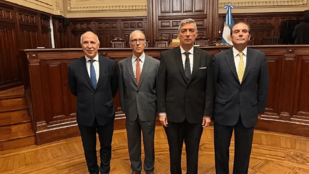 Corte-con-garcia-mansilla-lorenzetti-rosenkrants-rosatti-27feb25