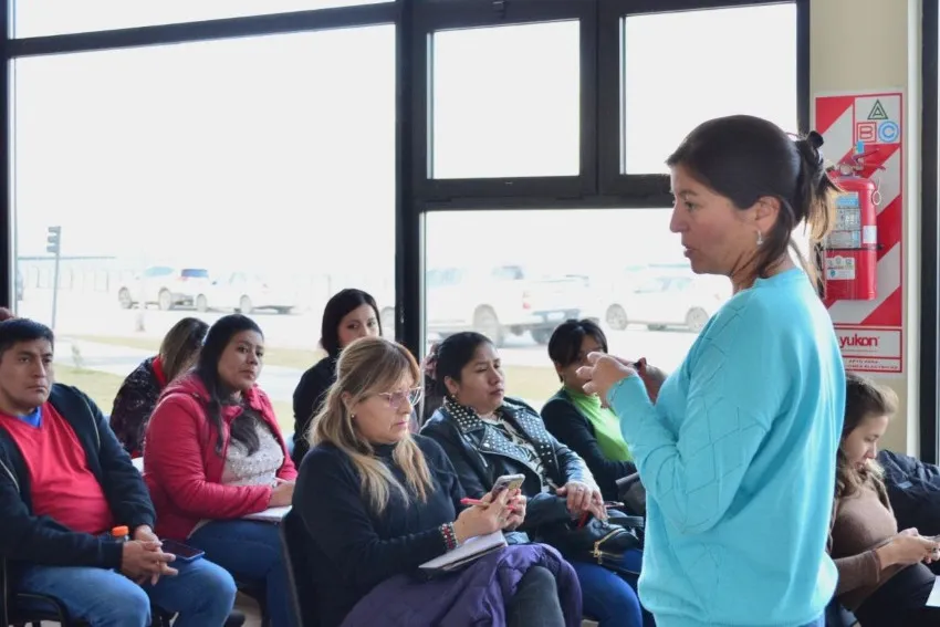 Muni_Charla_para_emprendedores_1_14_MAY (1)