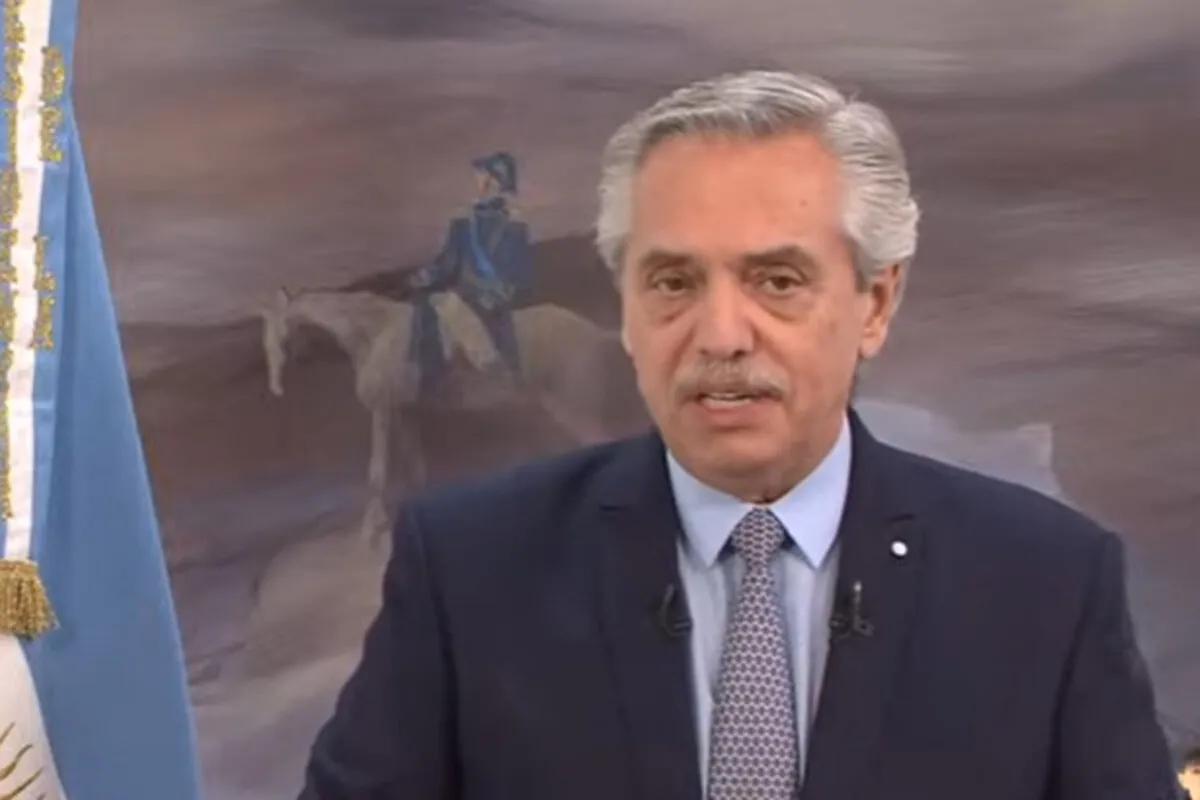 761285-albertocadena_0