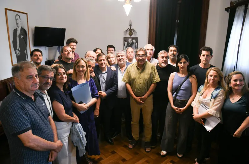 693c5b76d1898_798_526!