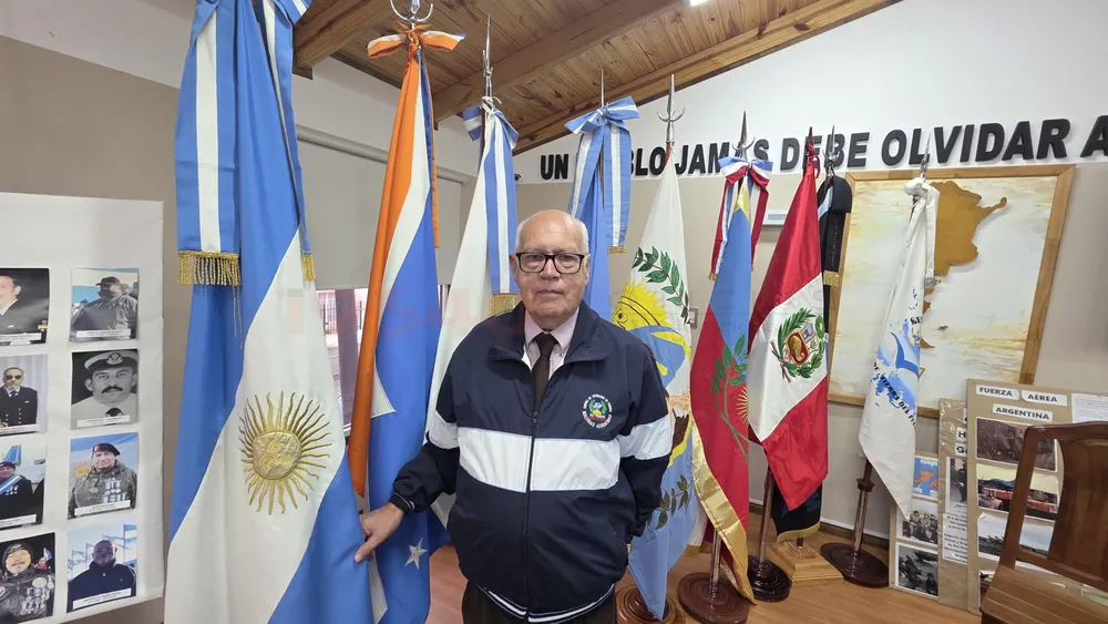 multimedia.grande.a253e351df46e8bf.Z3JhbmRlLndlYnA=