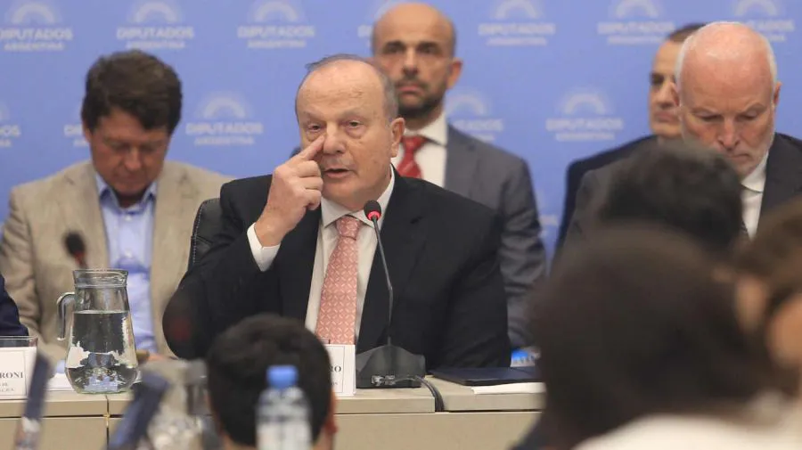 guillermo-ferraro-20240111-1736147