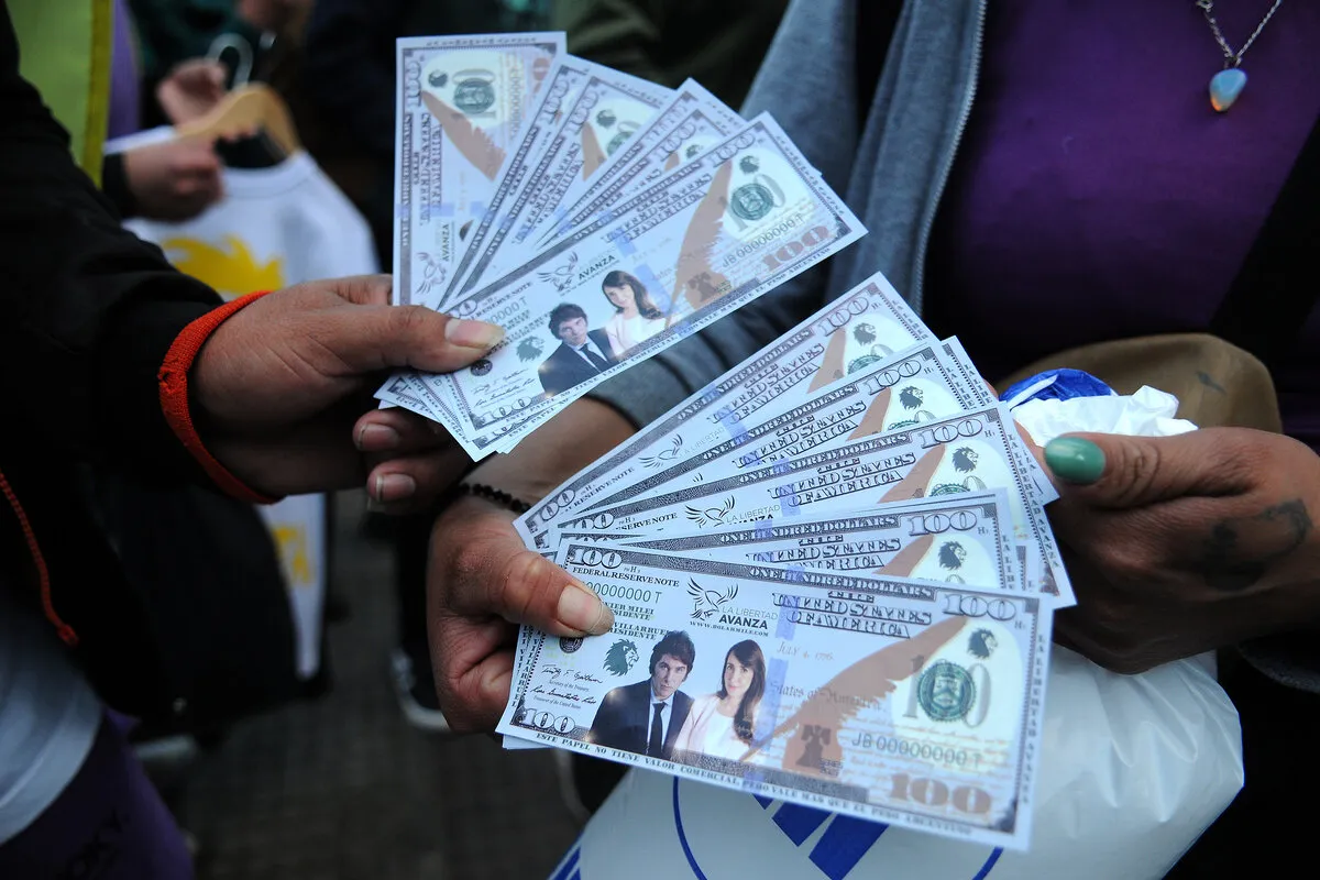 785272-milei-20plan-20economico-guadalupe-20lombardo