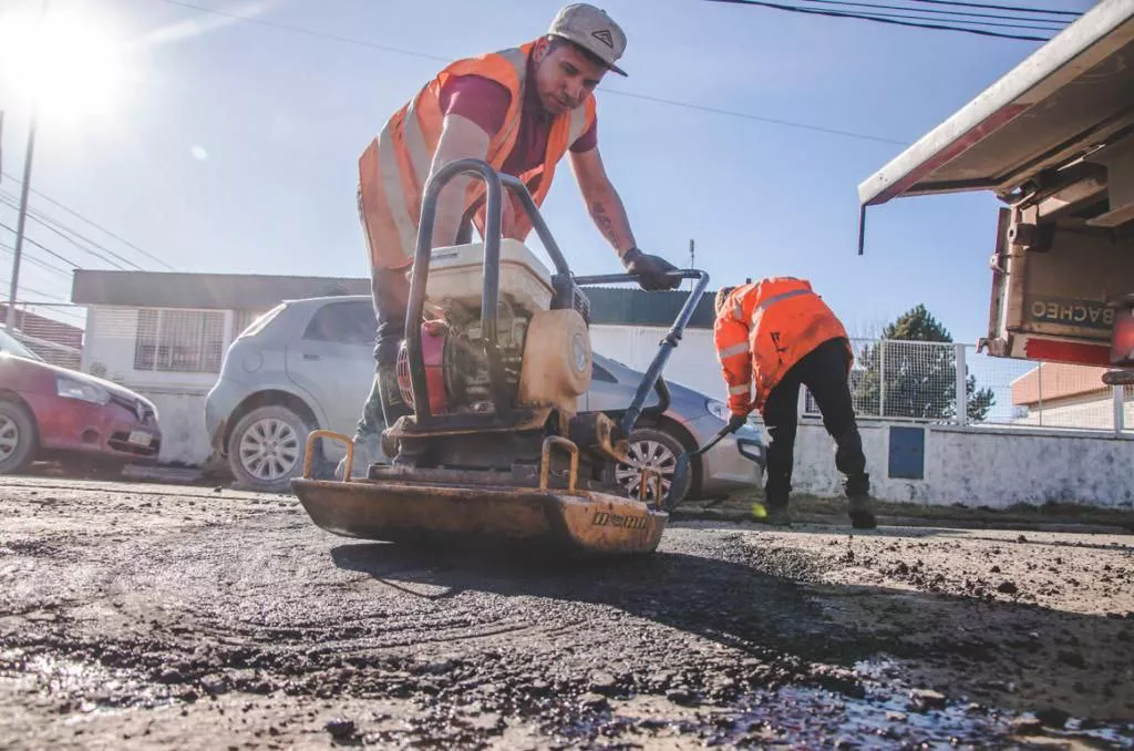 bacheo de calles - ushuaia