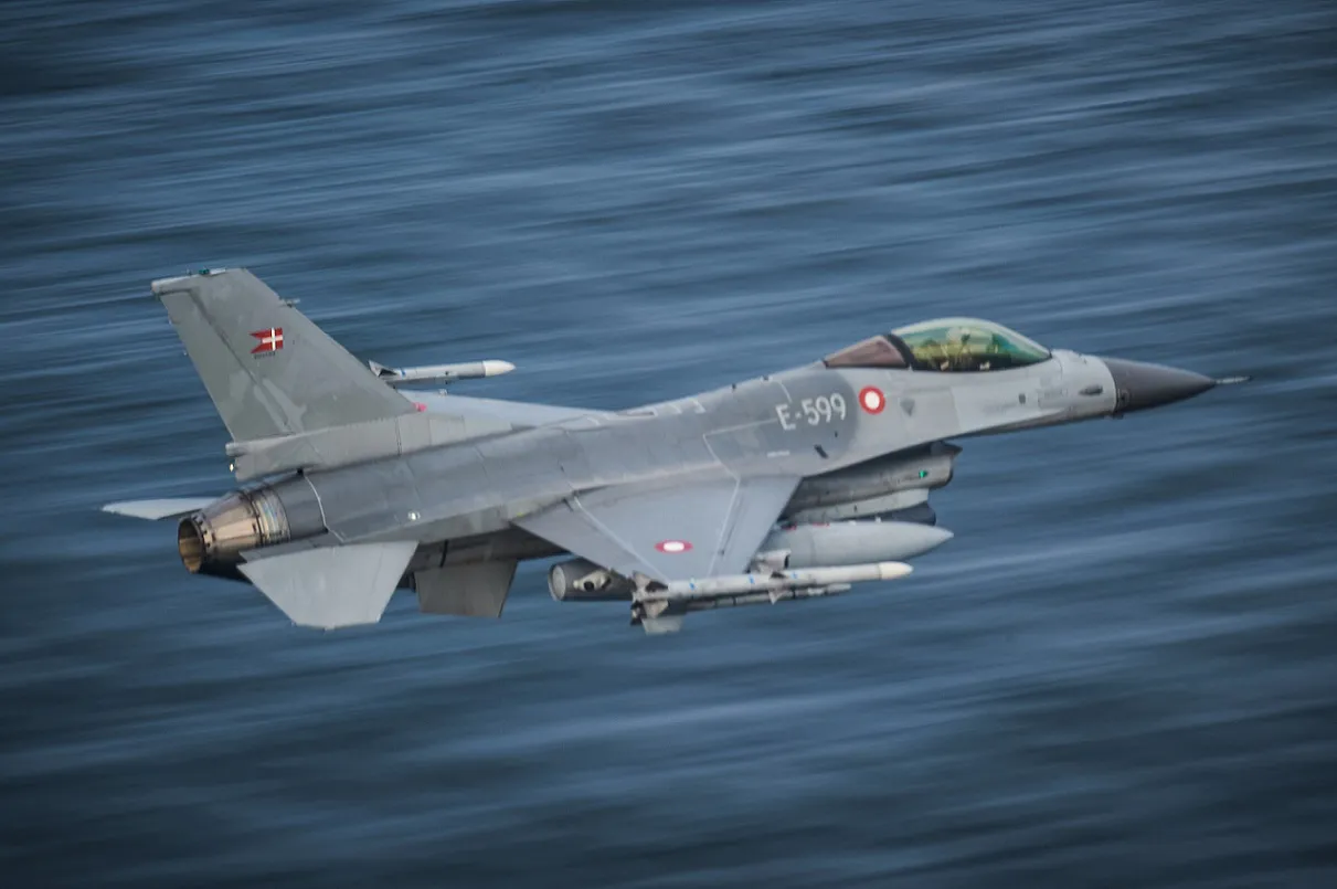 F-16A-Dinamarca-0
