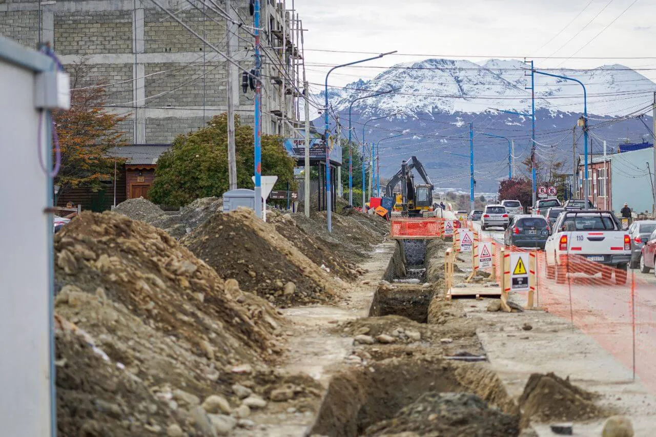 photo_4987954213761952534_y-1