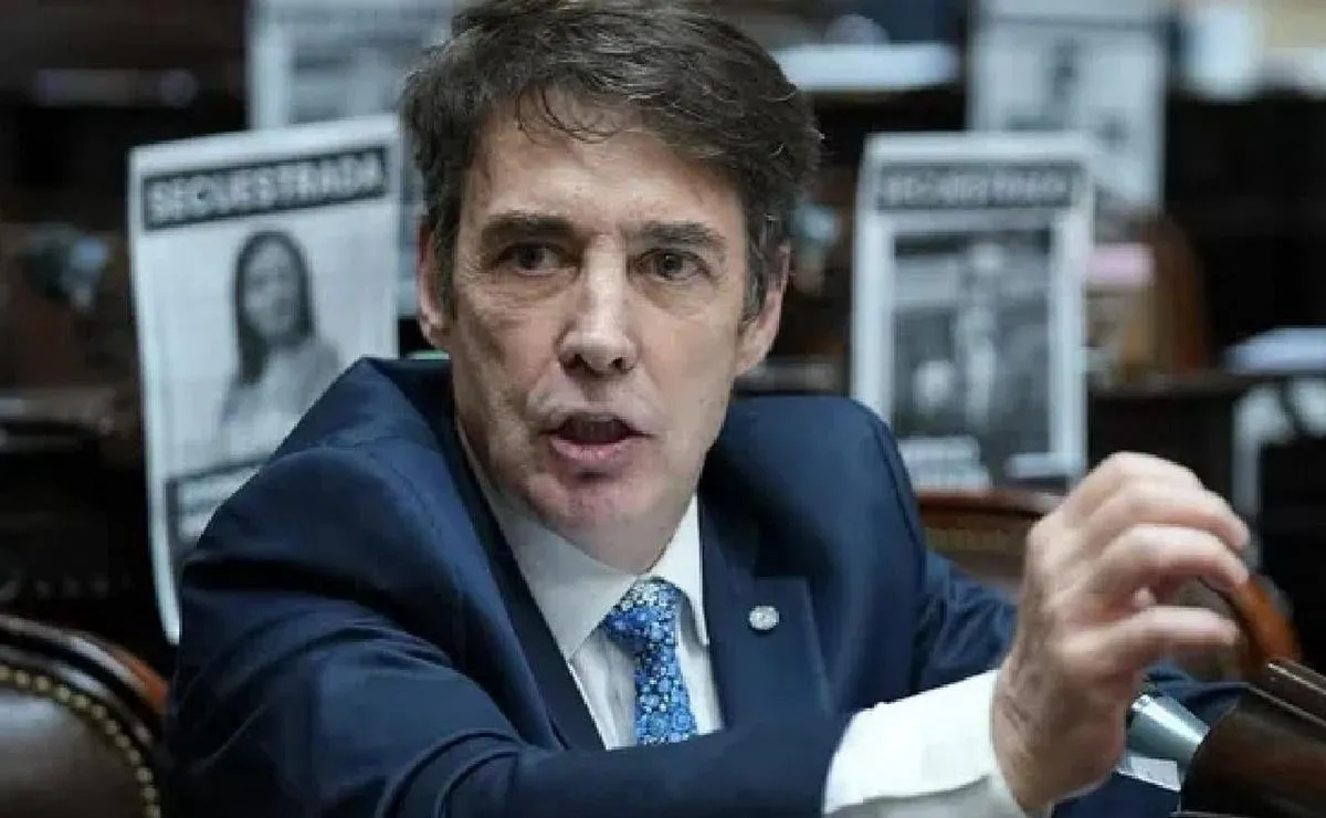 c4671235-4b72-4fdd-80f5-2fb9efb629eb