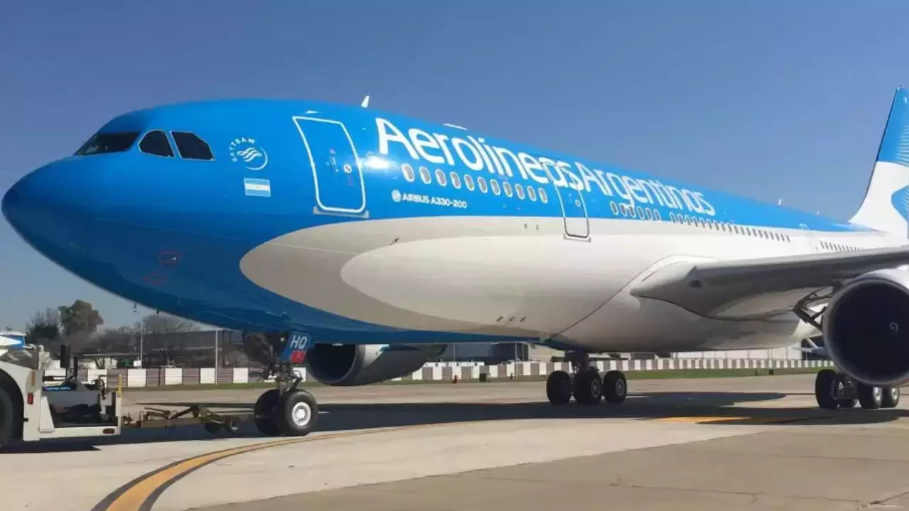 570932