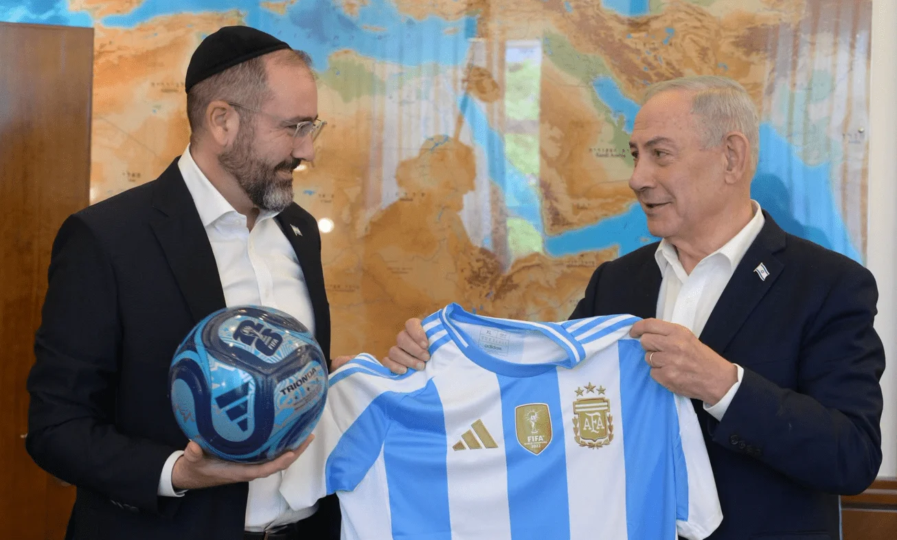 Netanyahu-y-el-embajador-argentino-en-Israel-rabino-Axel-Wahnish