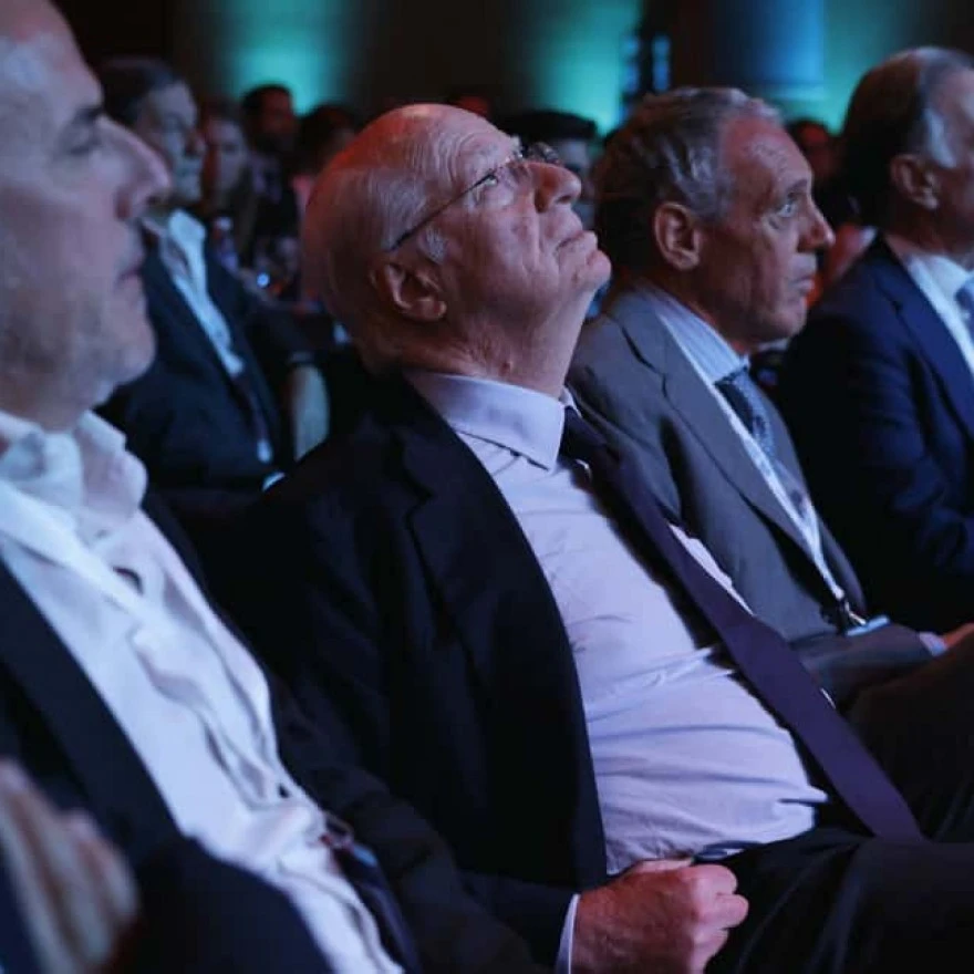 691641babde43-screen-and-max-width480px_880_880!