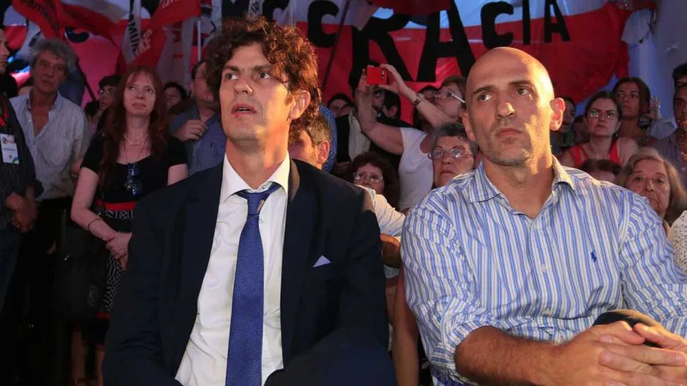 martin-lousteau-y-emiliano-yacobitti-en-una-foto-de-archivo-en-un-acto-del-radicalismo-1279261