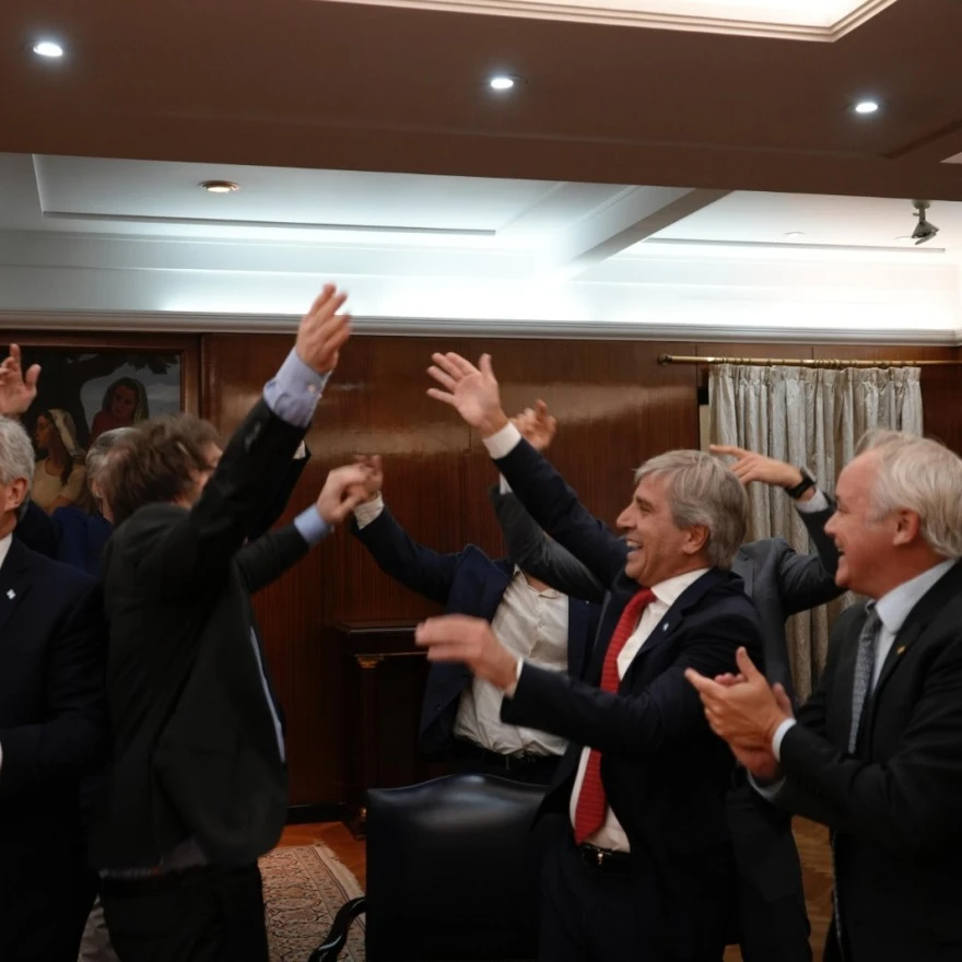 67fdafc6883c1-screen-and-max-width480px_880_880!