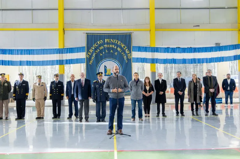 87f8976a-62e0-440a-ad0f-e5185dd94eb4