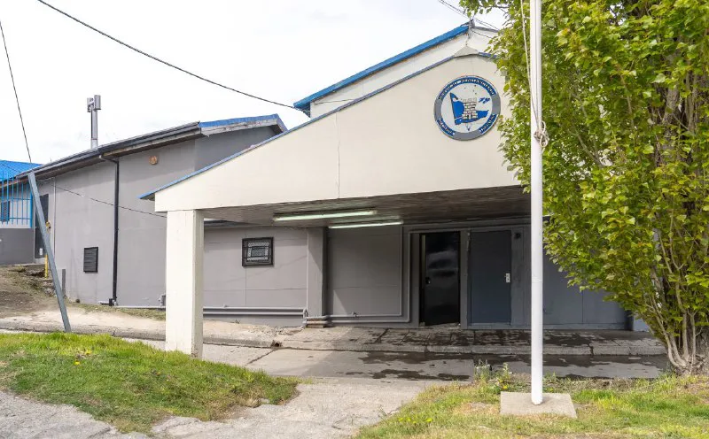 70433684-70e6-40be-9909-8f1e846458ee