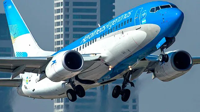 avion despega