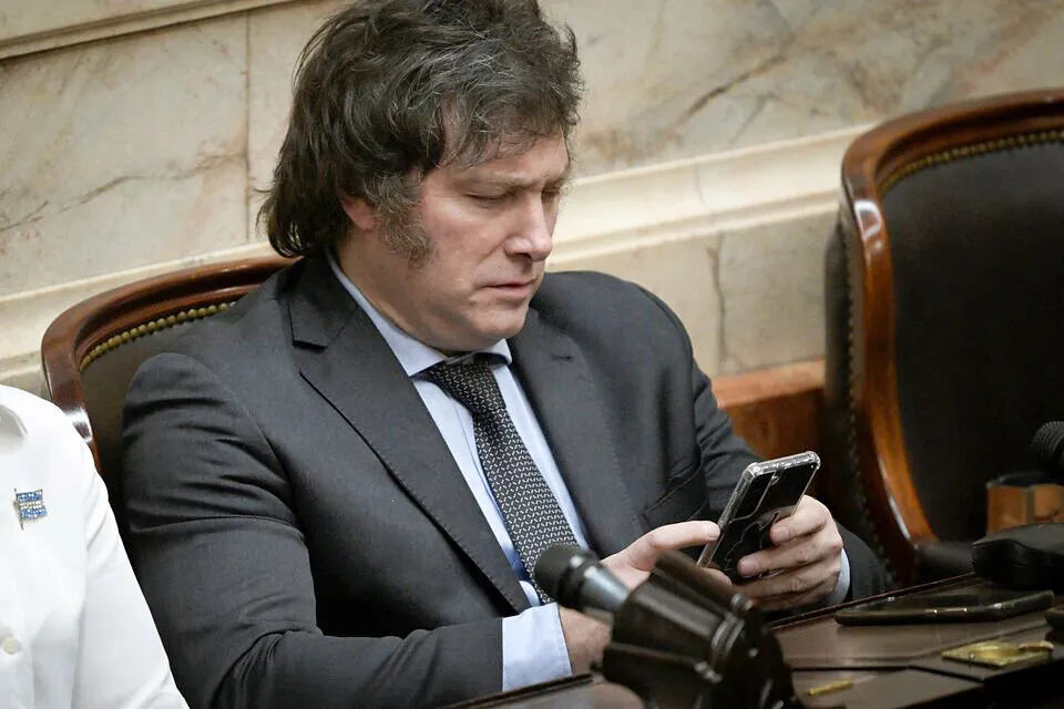 882428-milei-afp
