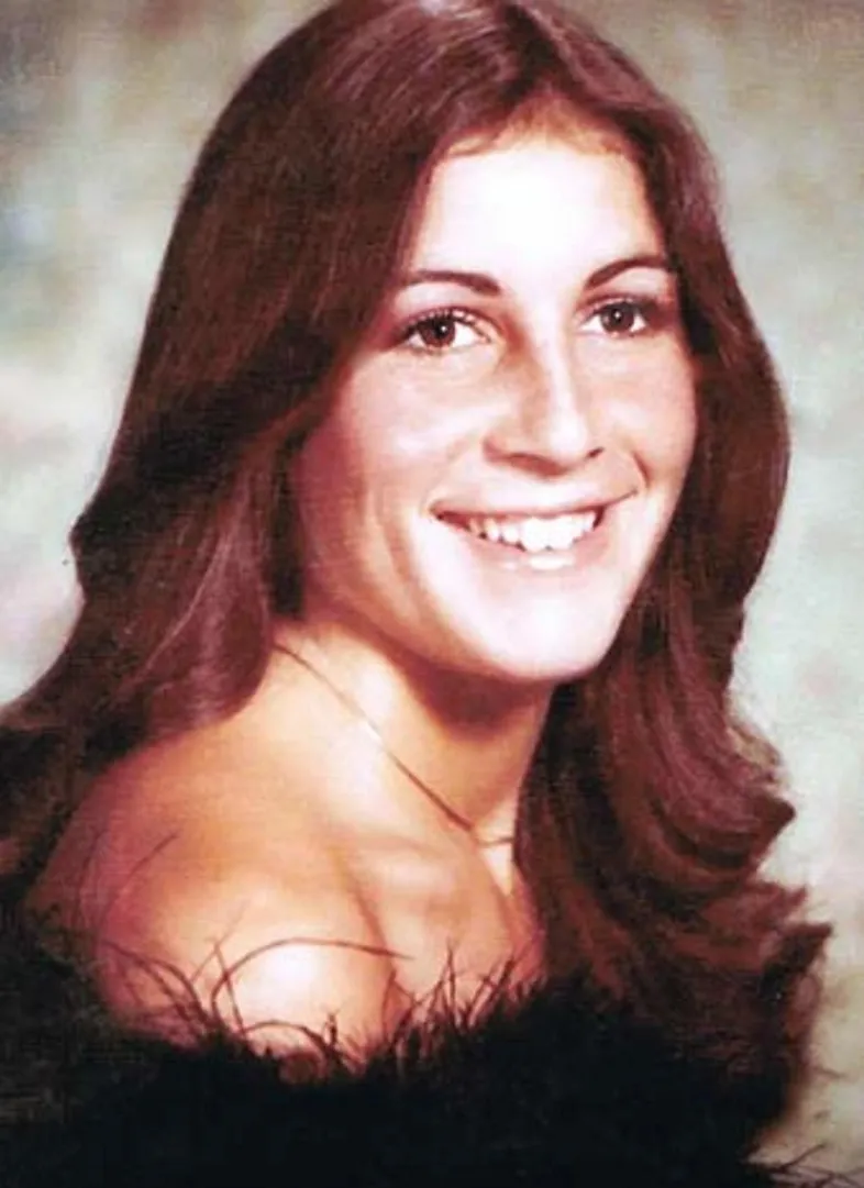 1_Qmy22S-mnRXhNFK1-B6yrA