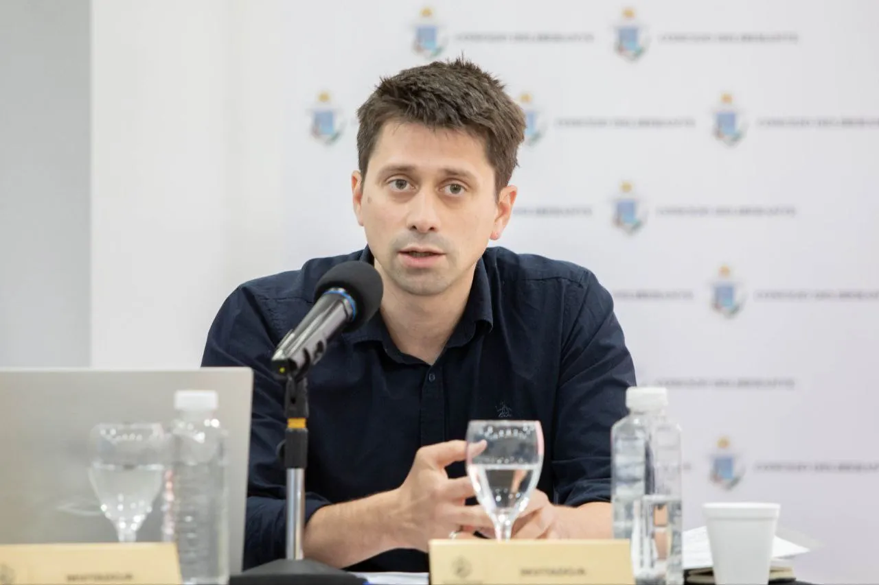 multimedia.normal.a04c19903fd4a653.bm9ybWFsLndlYnA= (1)