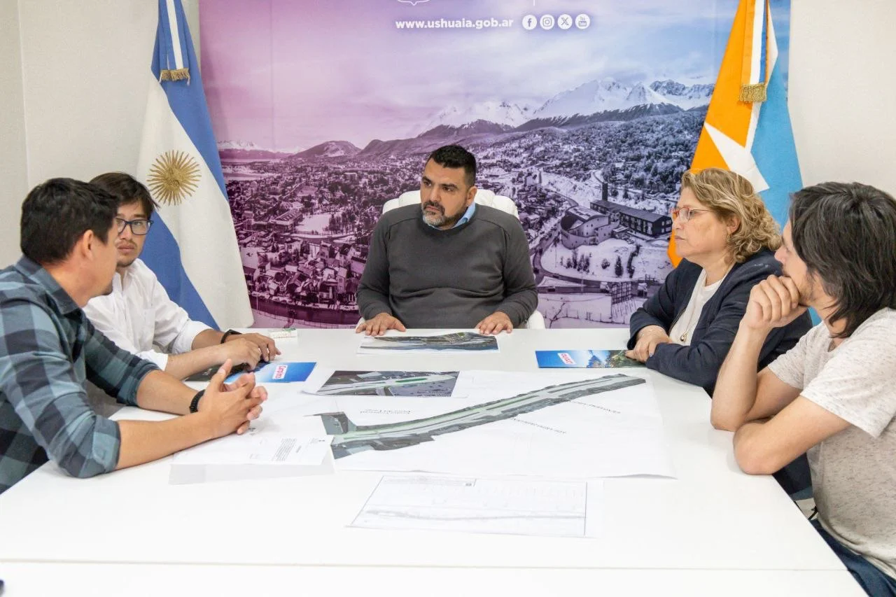 photo_5055342512632958084_y