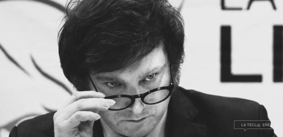 javier-milei-con-lentes-1962534-987x480