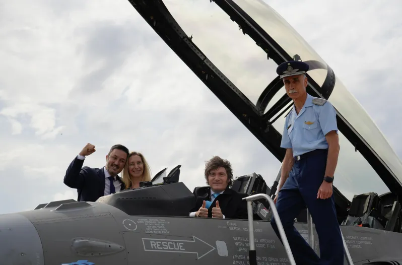 6934b28c3376c_798_526!