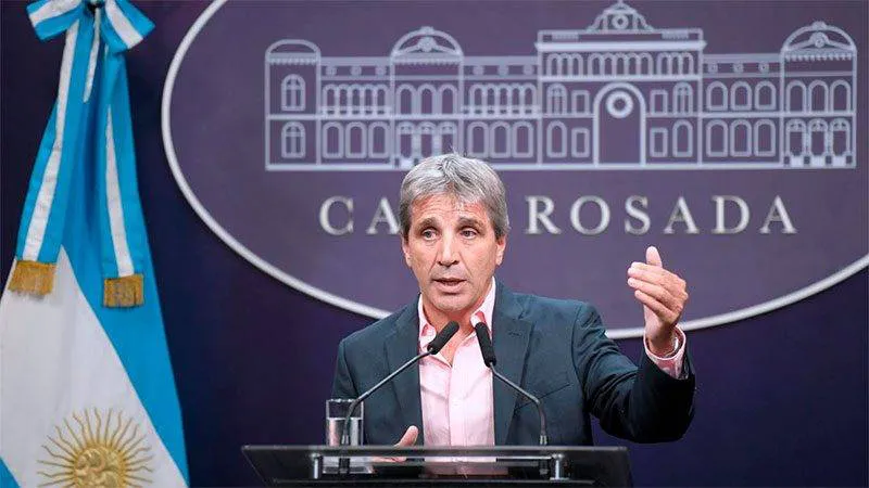 Luis-Caputo-Conferencia-de-Prensa-Ley-Omnibus