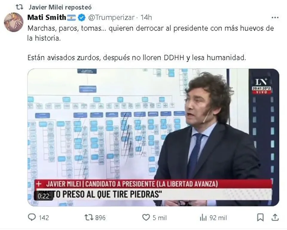 882428-gz8spl9w0aab9ew