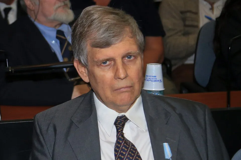 856743-whatsapp-20image-202024-07-17-20at-203-55-07-20pm