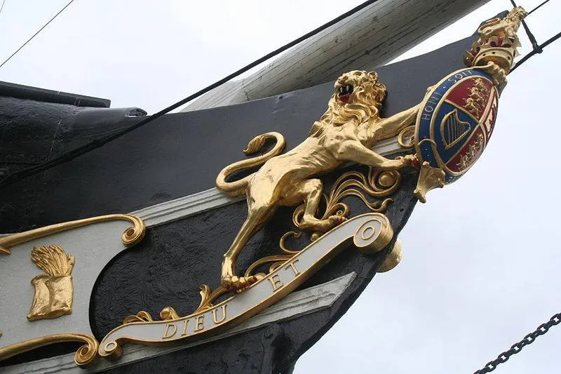 800px-SS_Great_Britain_figurehead_starboard_side