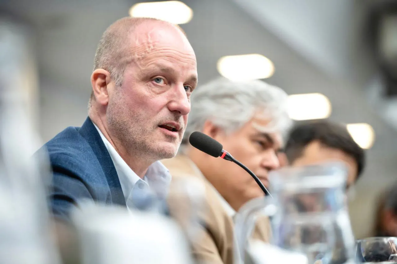 3e615a59-2e76-4496-8b2f-952492a4e0f9