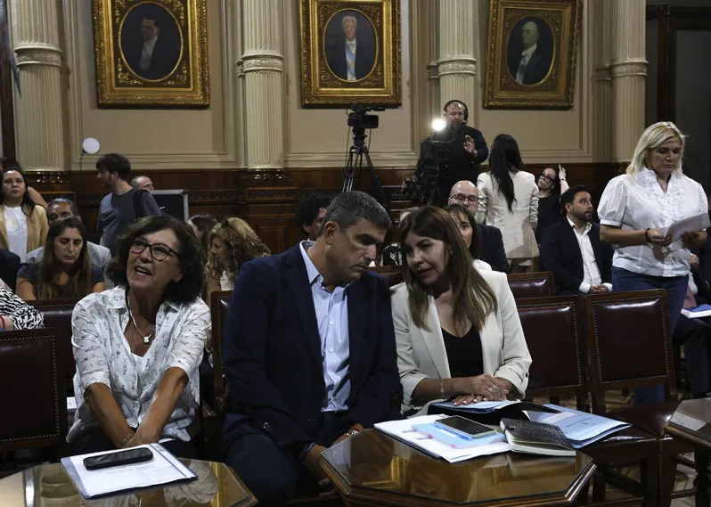 67af9253d7537_798_569!