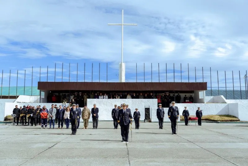 54b16507-c6a8-4a8c-83d8-fa8298415858