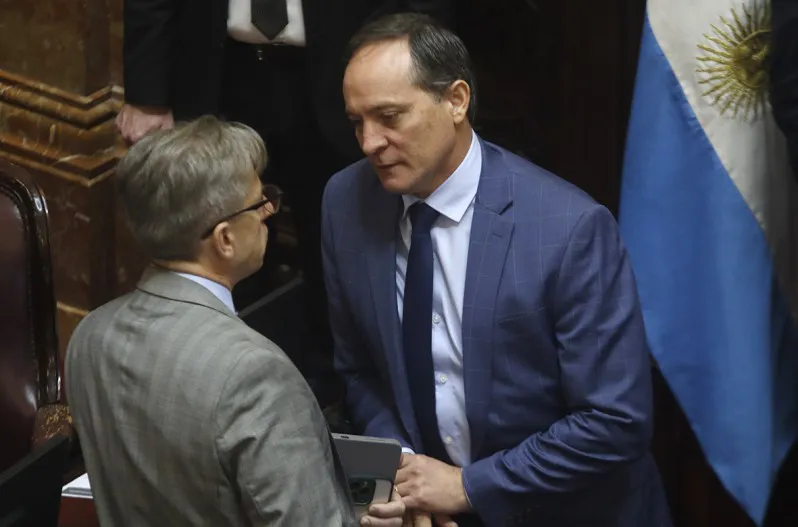 66f5e8b2c605b_798_527!