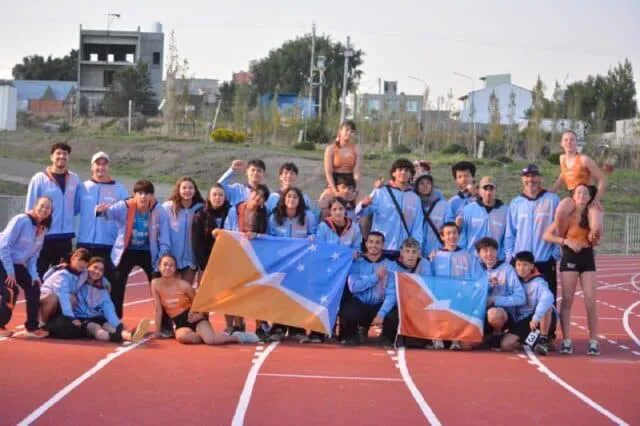 Equipo-atletismo-Juegos-Patagonicos-25-640x426-OqBUre (1)