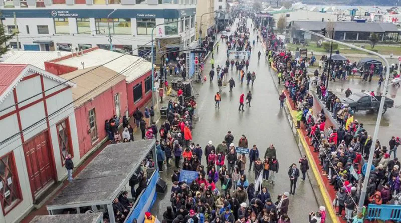 desfile-ushuaia-800x445