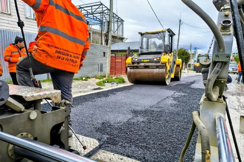 2e04e85b-3236-4524-85db-1d04e08a14cc