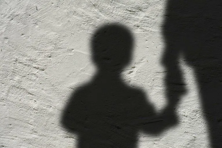 Child-shadow-Gerd-Altmann-Pixabay-768x511
