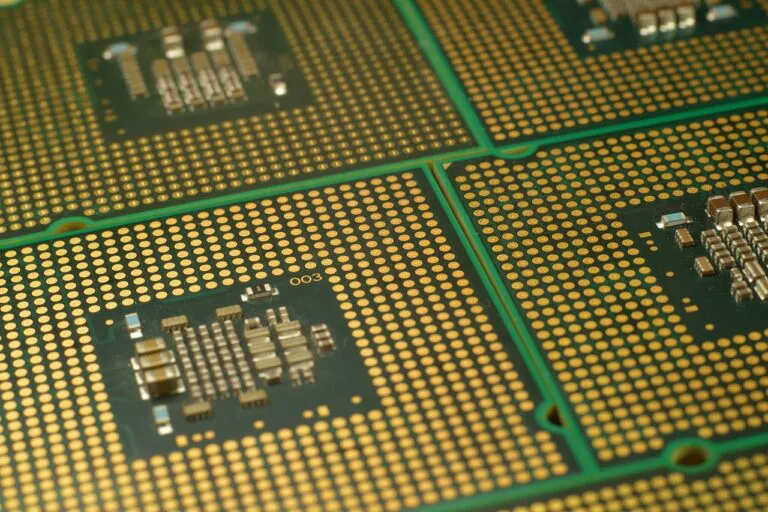 Microprocessor-Jose-Conejo-Pixabay-768x512