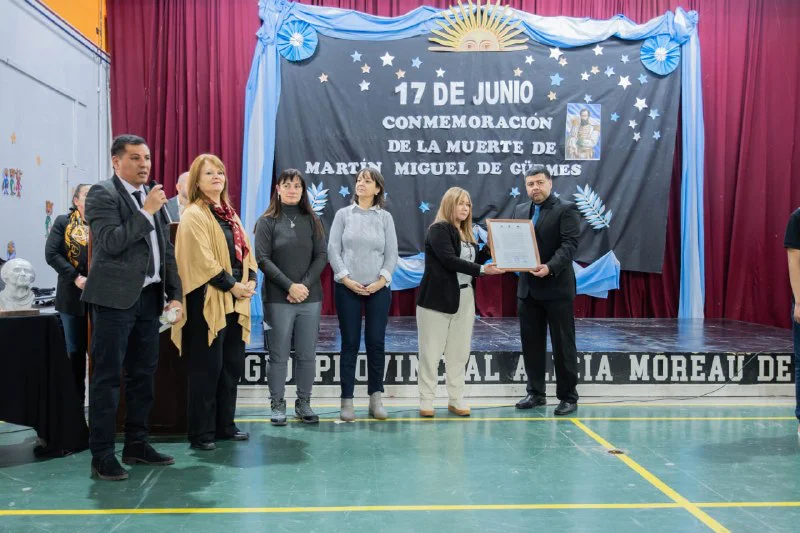 JUNIO-1