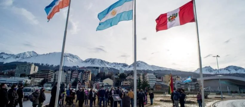 BANDERAS-820x360